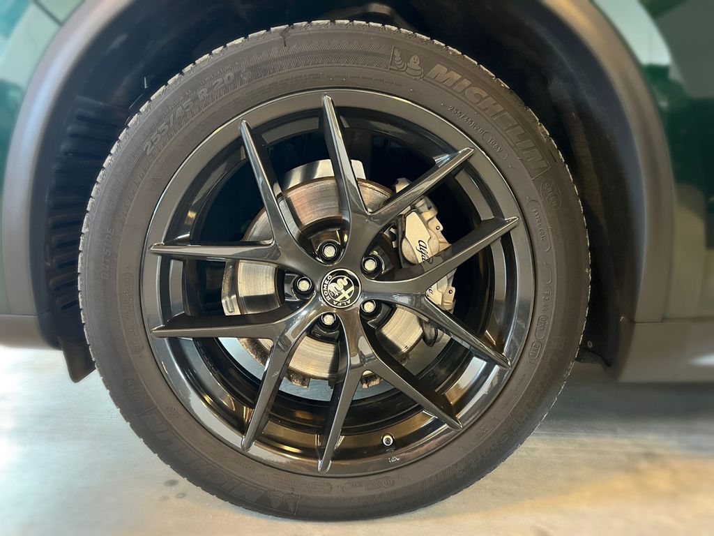 Alfa Romeo Stelvio 2020