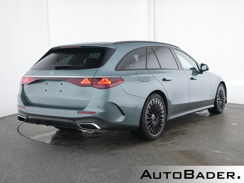 Mercedes-Benz E 300 2024