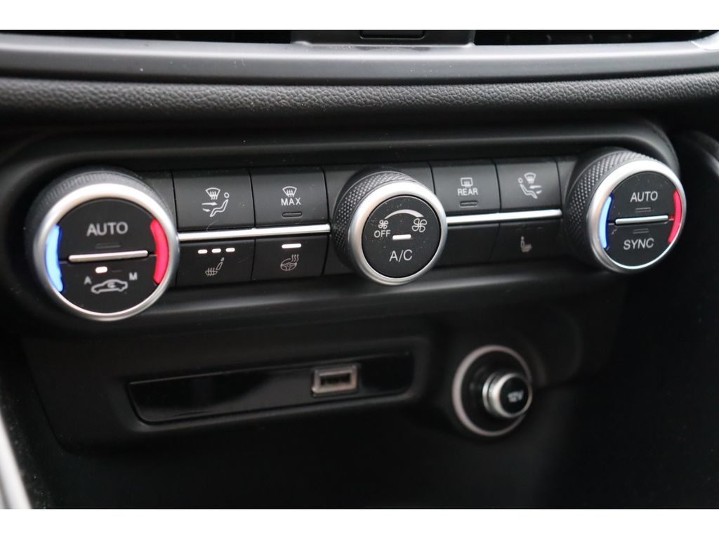 Alfa Romeo Giulia 2023