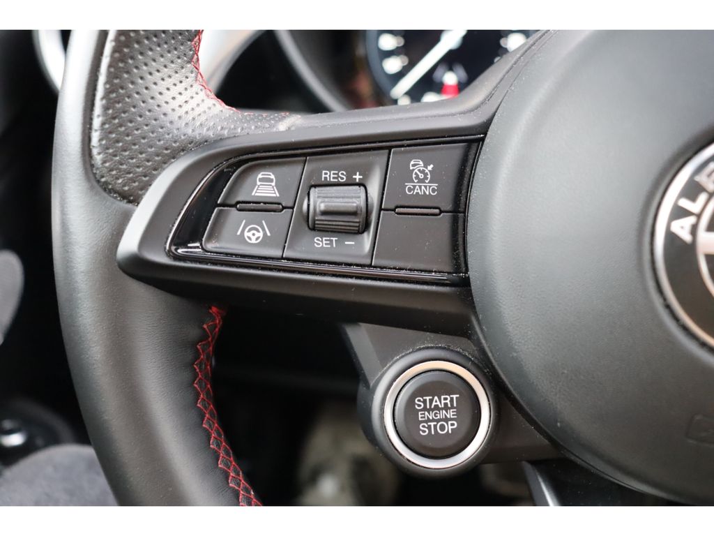 Alfa Romeo Giulia 2023