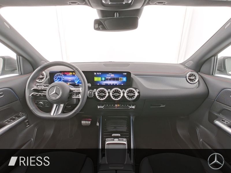 Mercedes-Benz EQA 2024