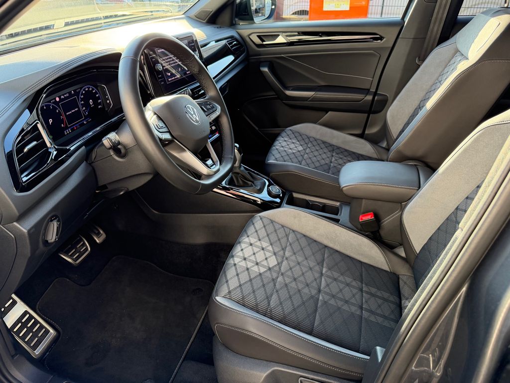 Volkswagen T-Roc 2024