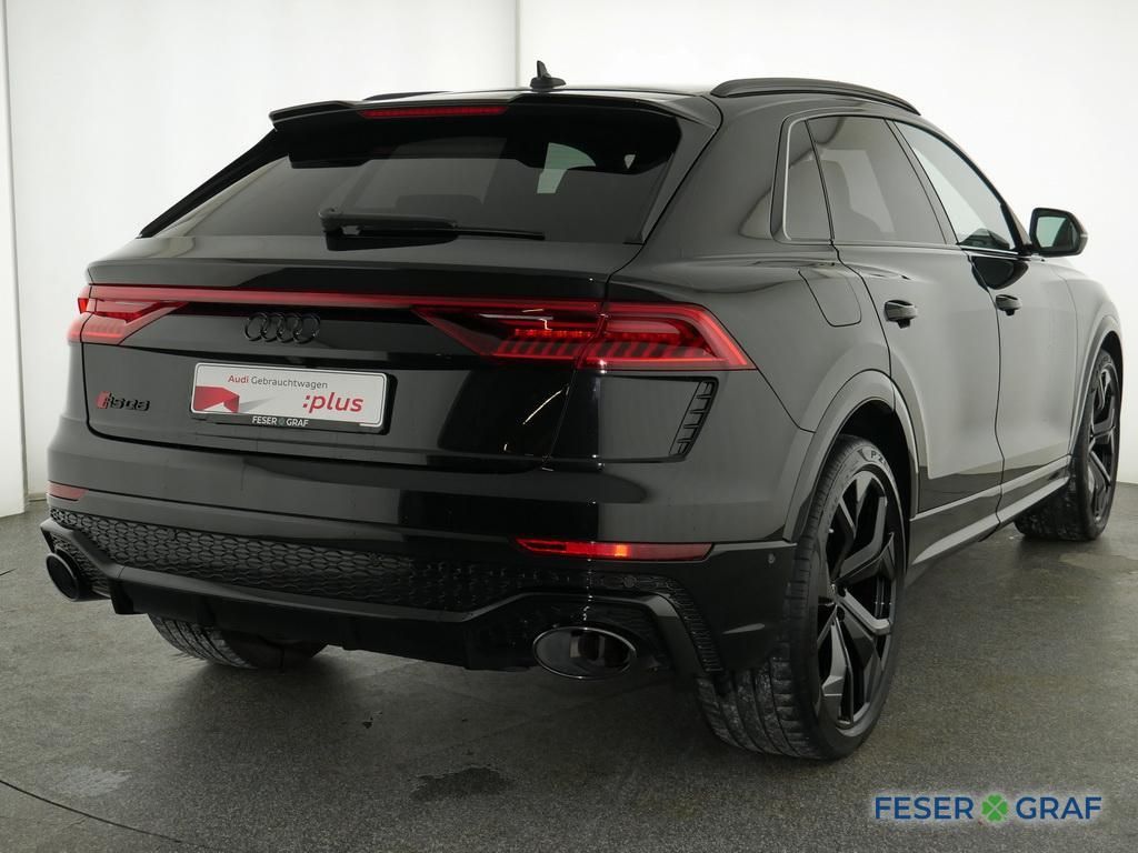 Audi RSQ8 2023