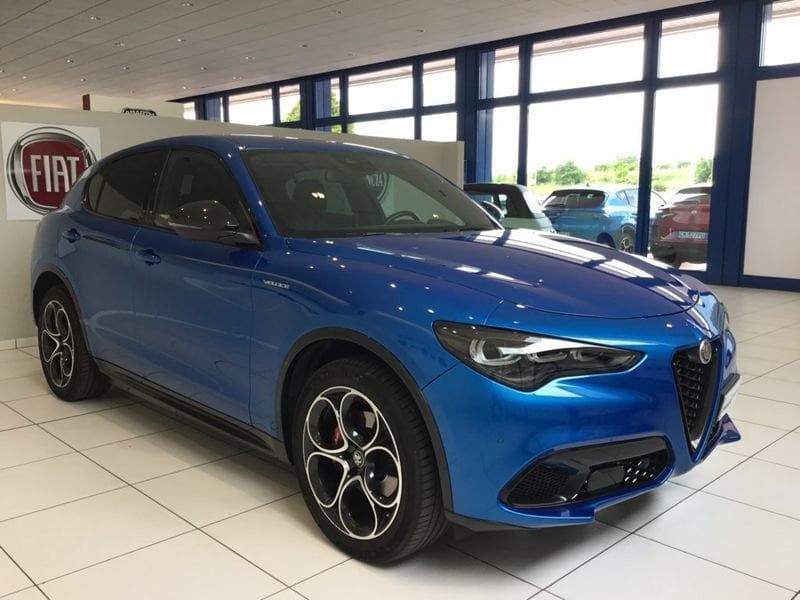 Alfa Romeo Stelvio 2025