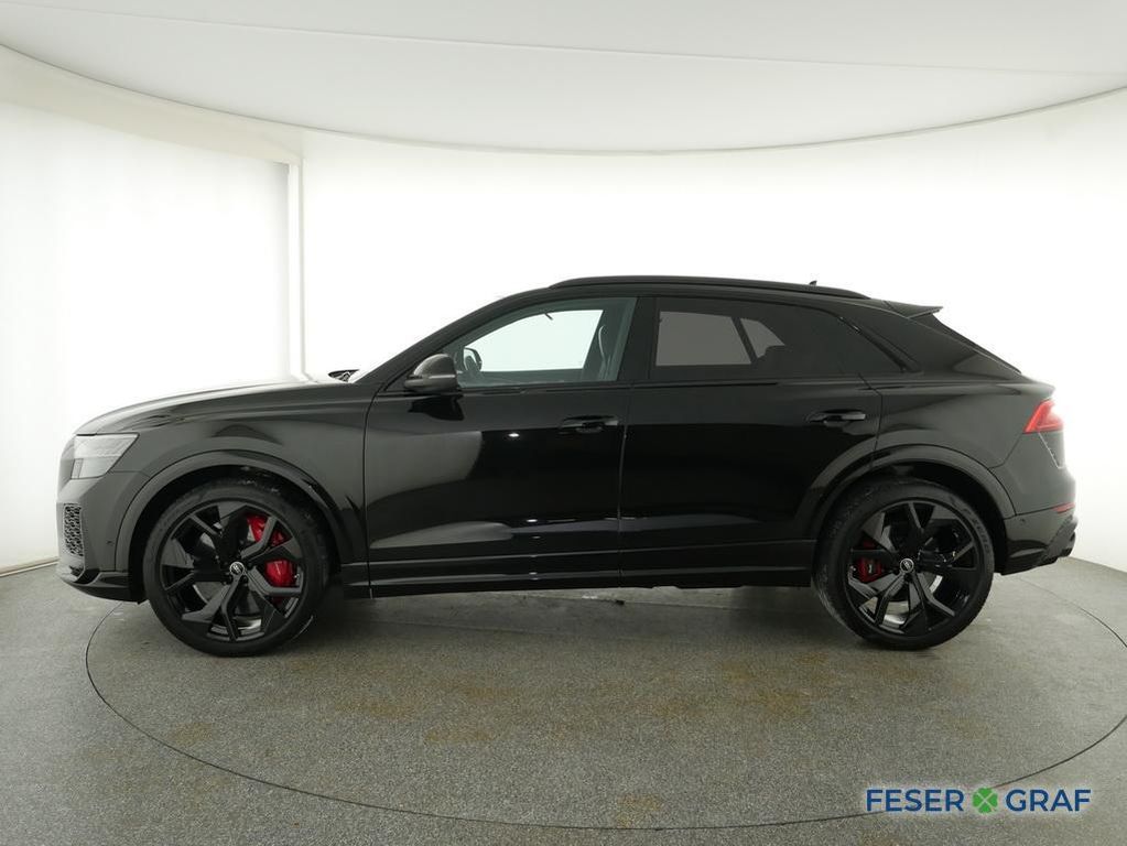 Audi RSQ8 2023