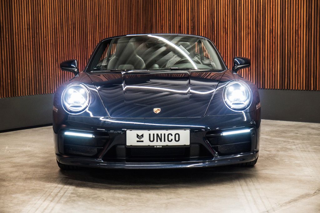 Porsche 992 2019