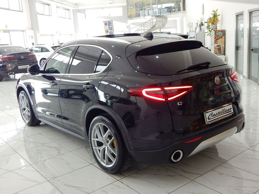 Alfa Romeo Stelvio 2019