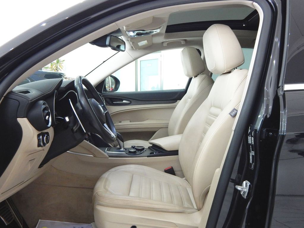 Alfa Romeo Stelvio 2019