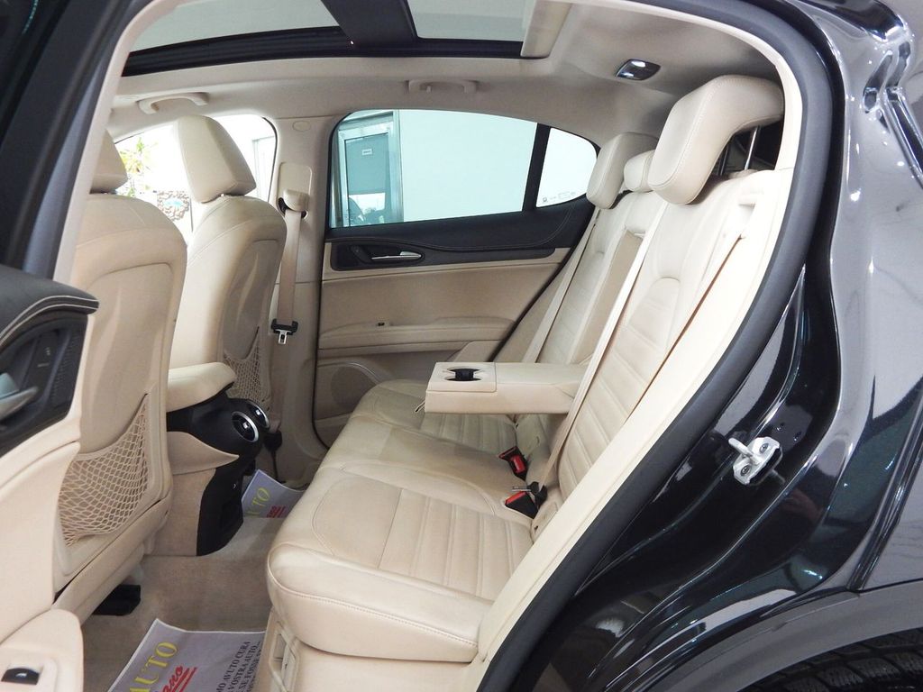 Alfa Romeo Stelvio 2019