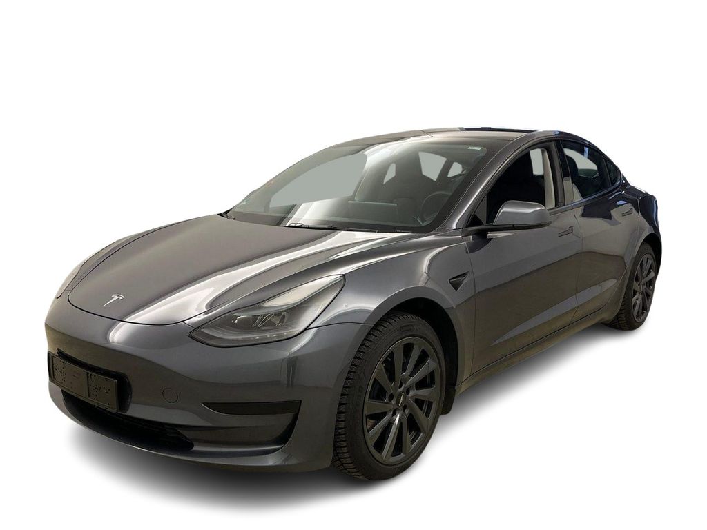 Tesla Model 3 2022