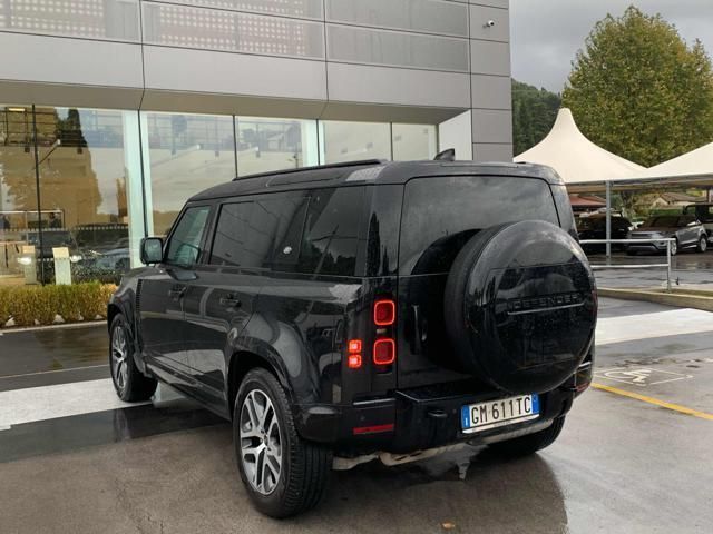 Land Rover Defender 2023