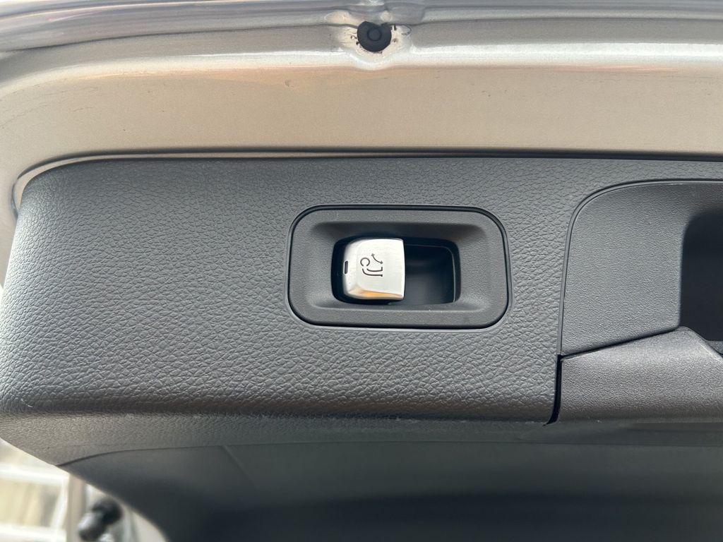 Mercedes-Benz GLC 300 2020