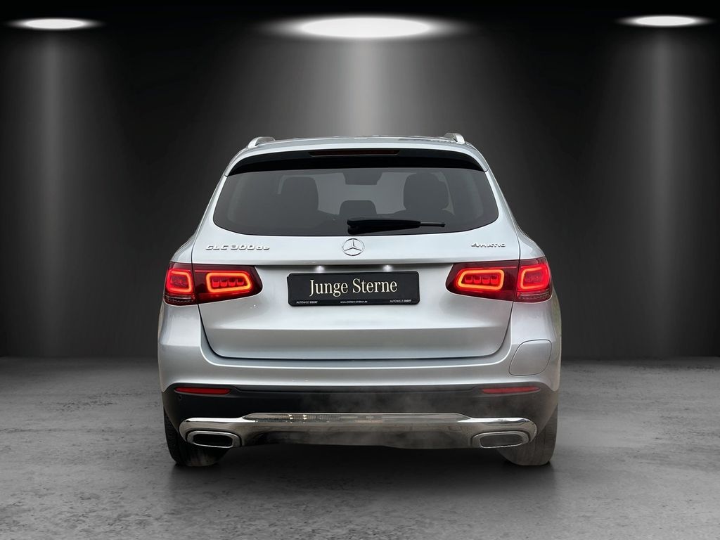 Mercedes-Benz GLC 300 2020