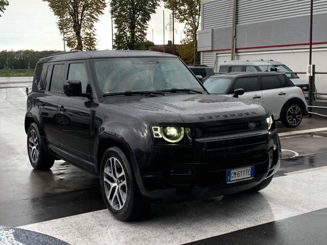 Land Rover Defender 2023