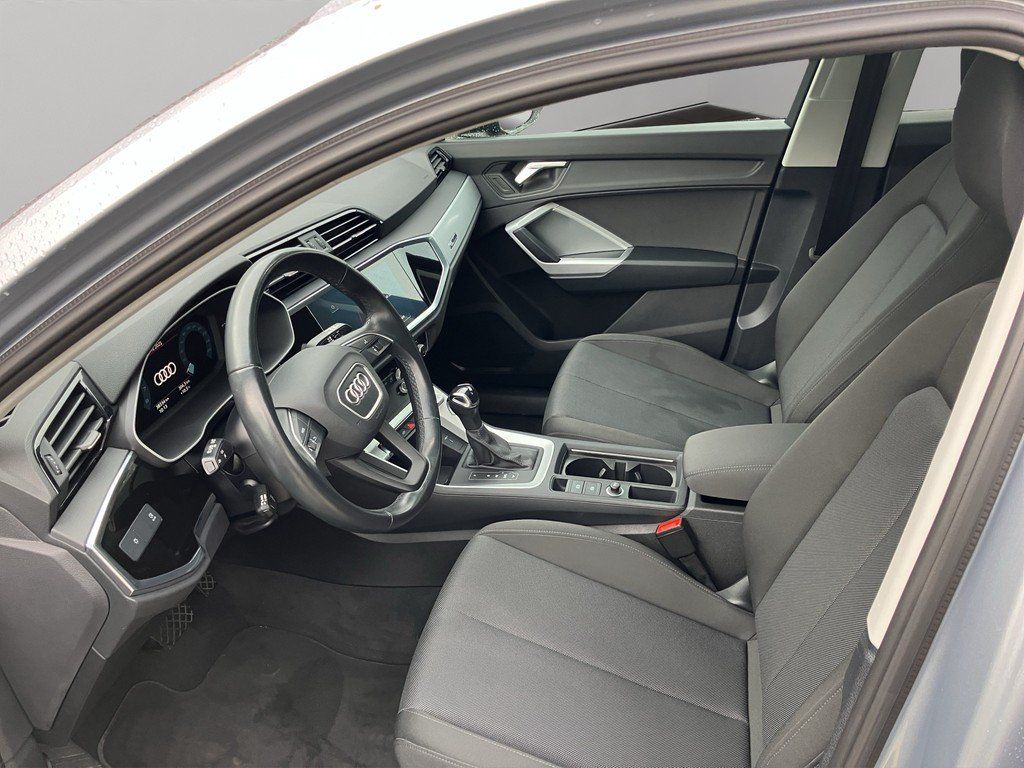 Audi Q3 2021