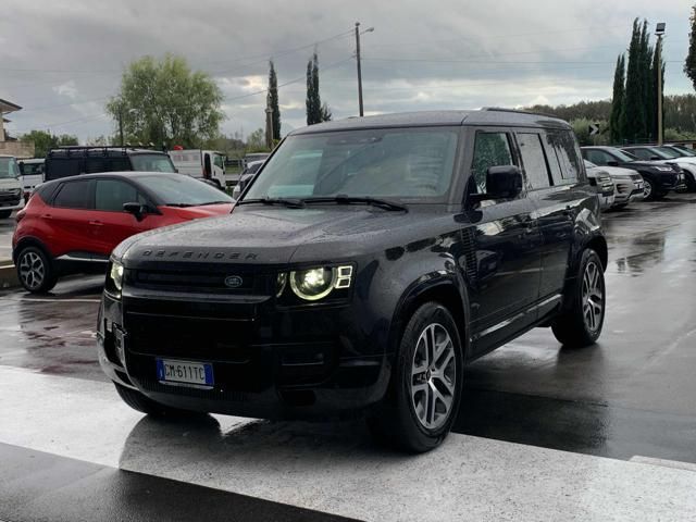 Land Rover Defender 2023