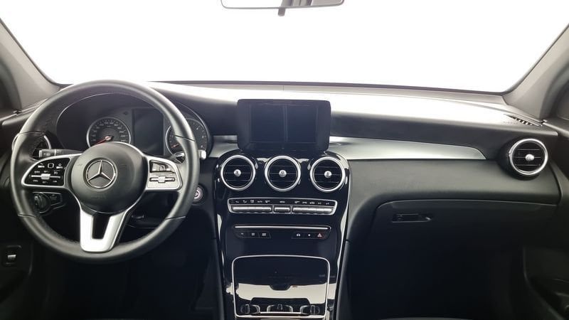 Mercedes-Benz GLC 220 2021