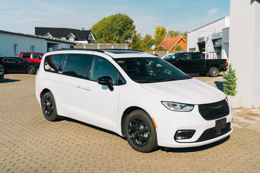 Chrysler Pacifica