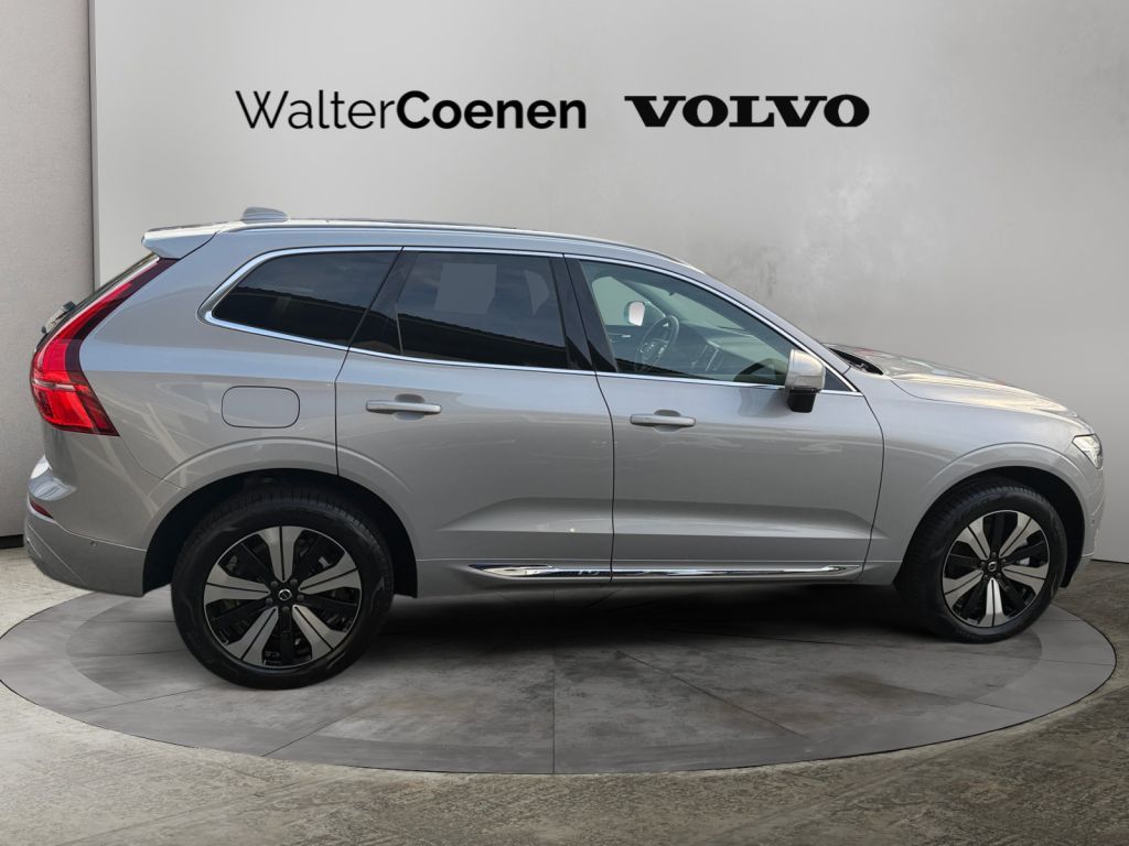 Volvo XC60 2025