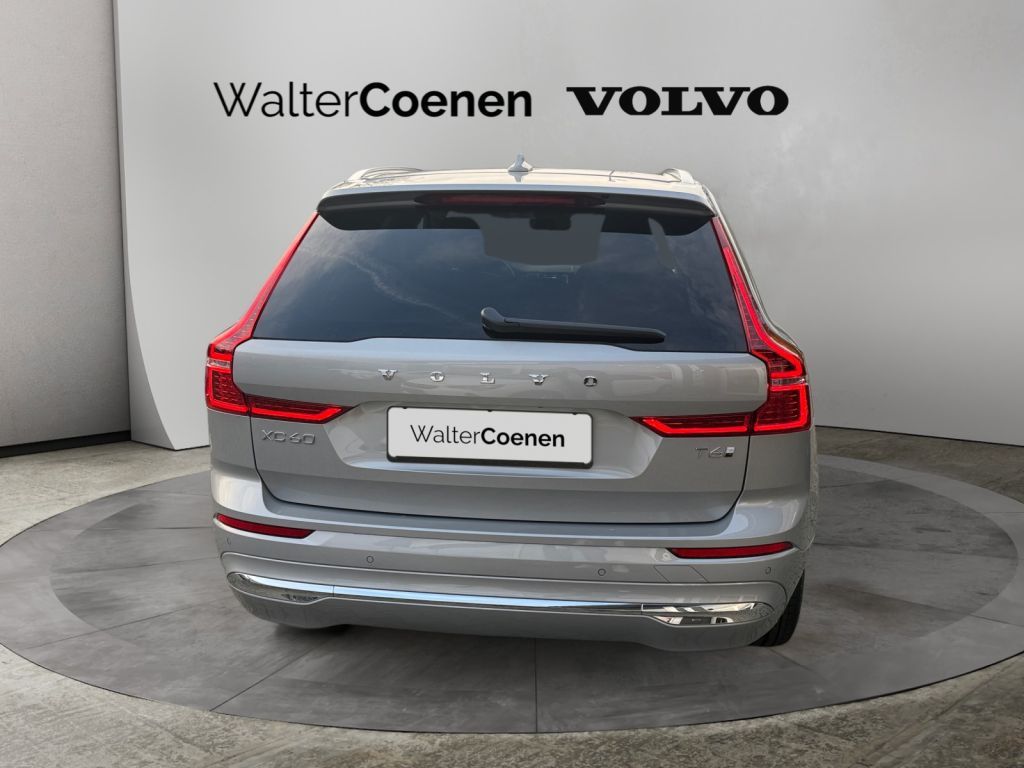 Volvo XC60 2025