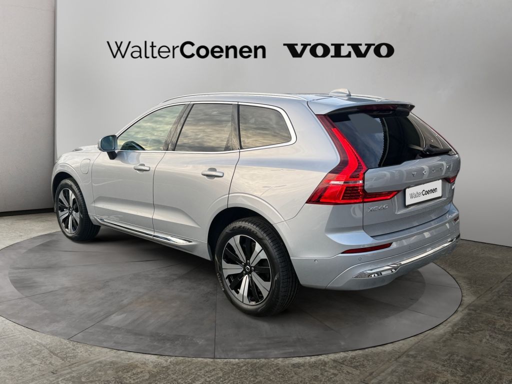 Volvo XC60 2025