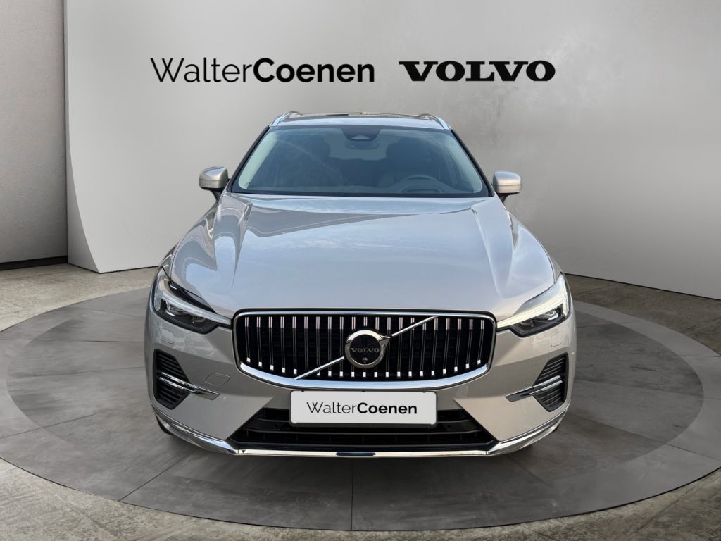 Volvo XC60 2025