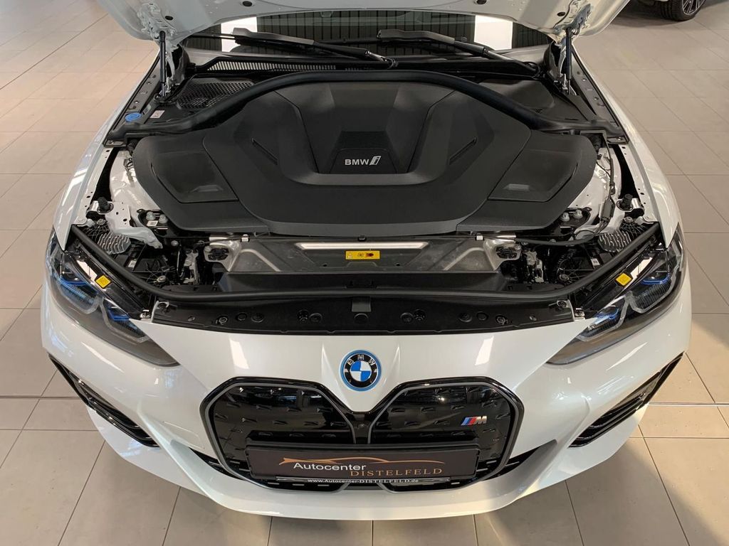 BMW i4 2024