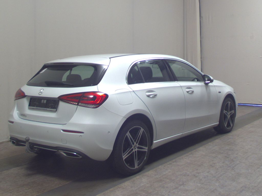 Mercedes-Benz A 250 2021