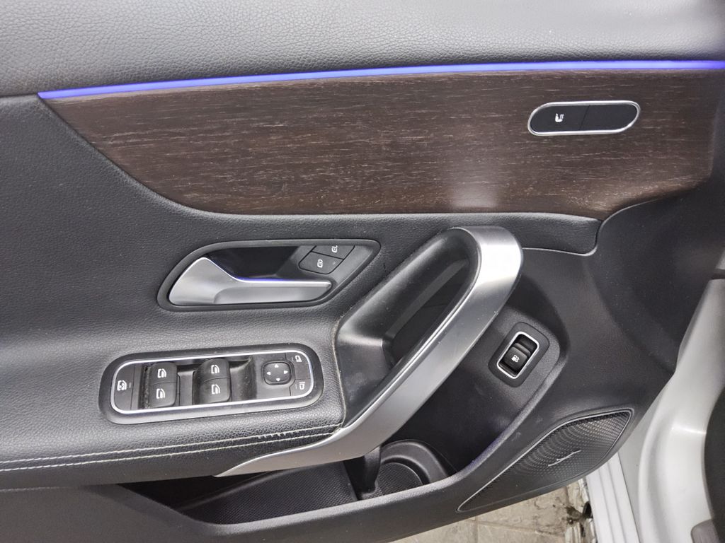 Mercedes-Benz A 250 2021