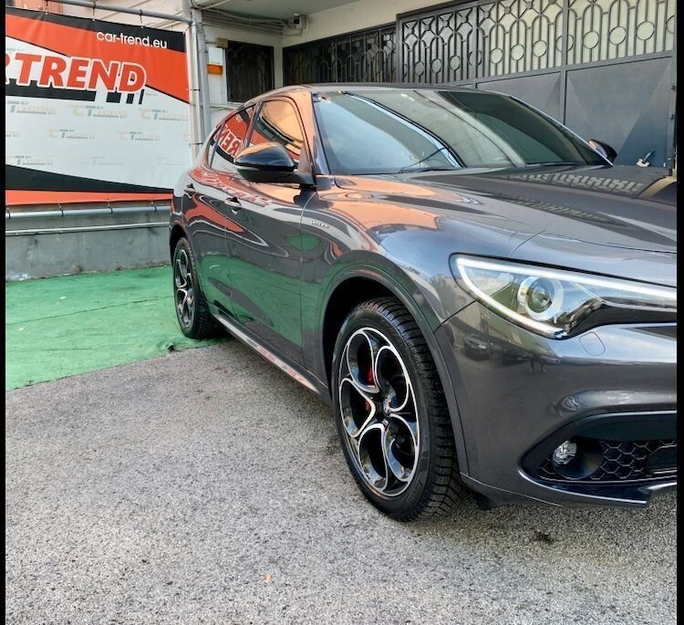 Alfa Romeo Stelvio 2022