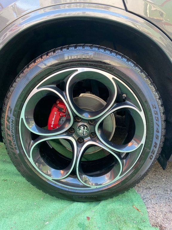 Alfa Romeo Stelvio 2022