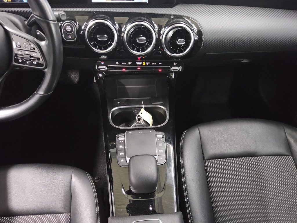 Mercedes-Benz CLA 200 2020