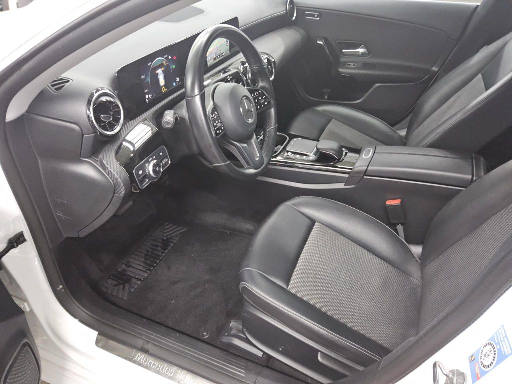 Mercedes-Benz CLA 200 2020