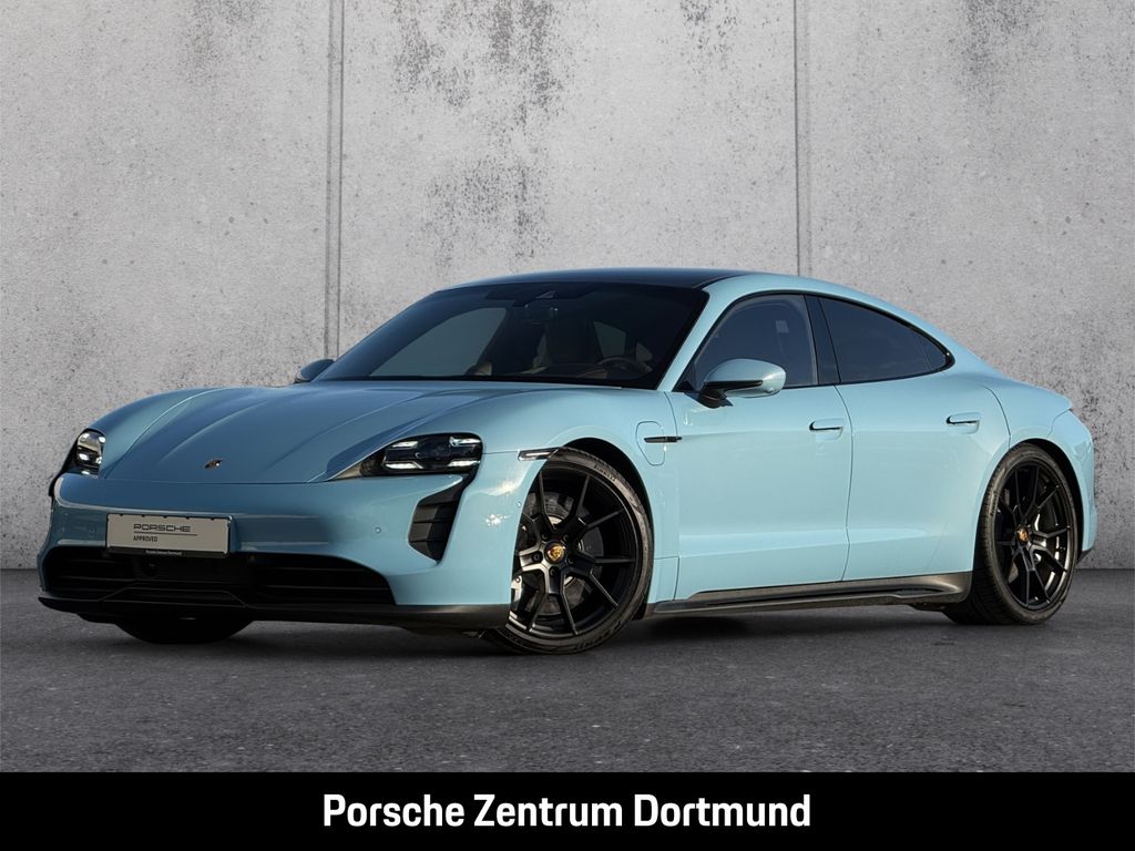 Porsche Taycan 2022