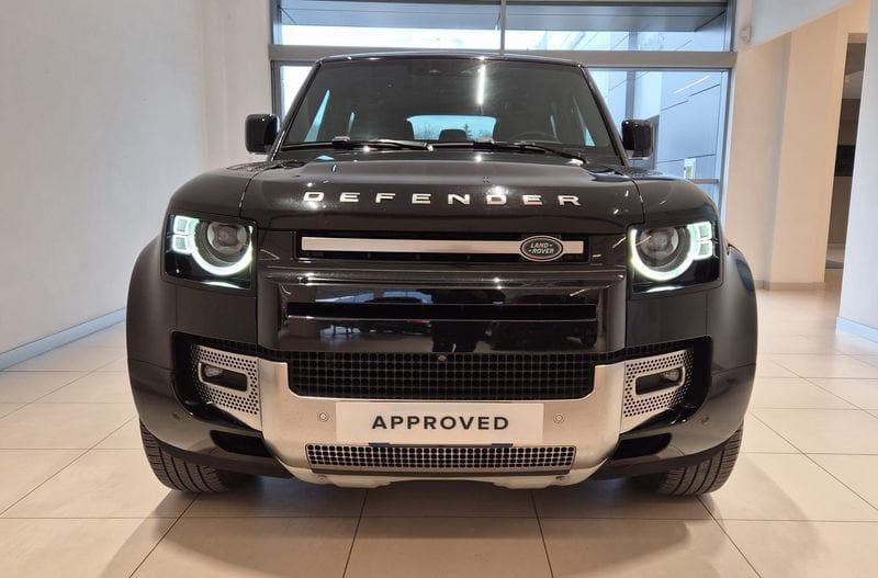 Land Rover Defender 2023