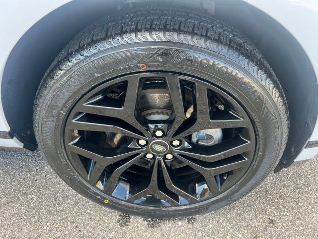 Land Rover Range Rover Evoque 2021