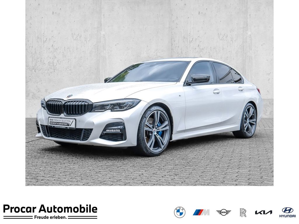 BMW 330 2022