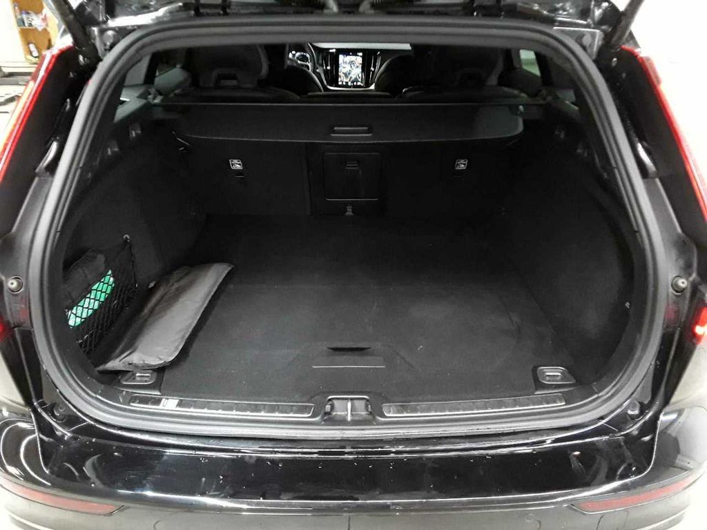 Volvo V60 2022