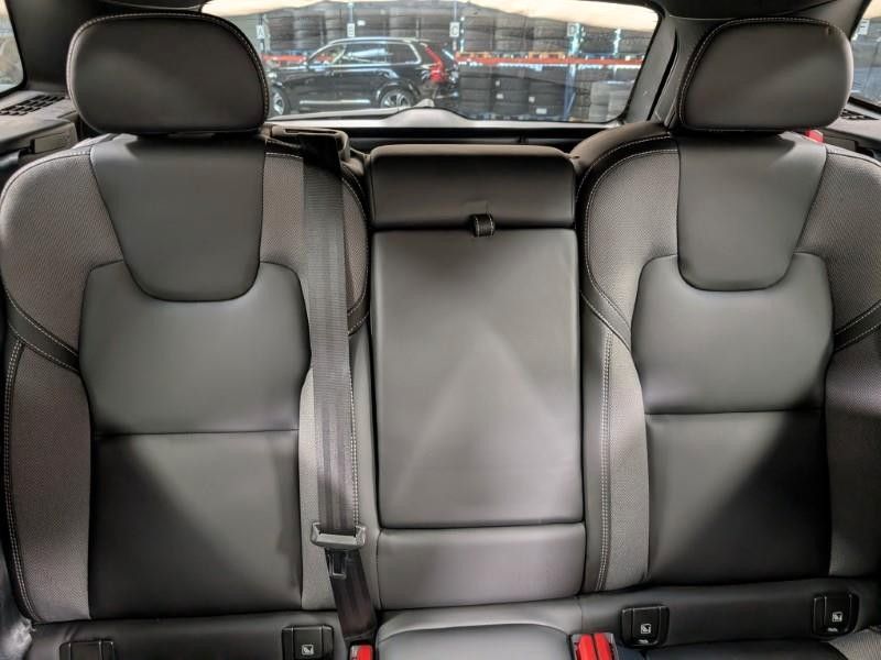 Volvo XC60 2025