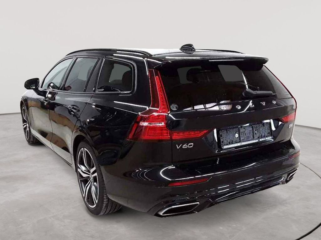 Volvo V60 2022