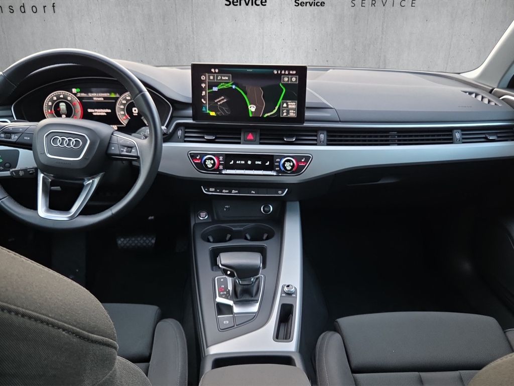 Audi A4 2023