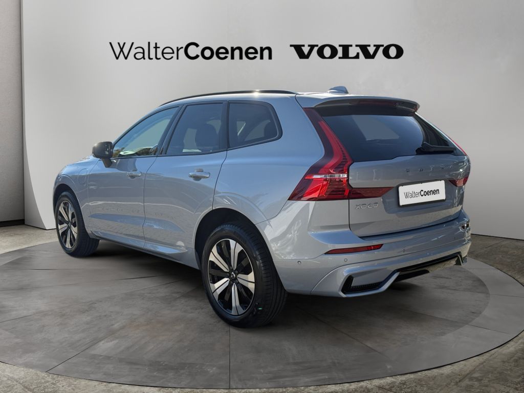 Volvo XC60 2025
