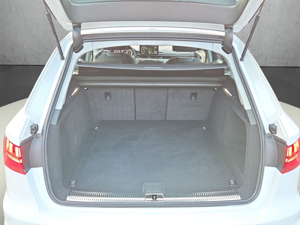 Audi A4 2023