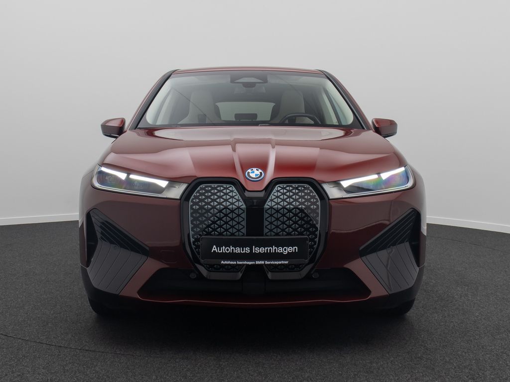 BMW iX 2023
