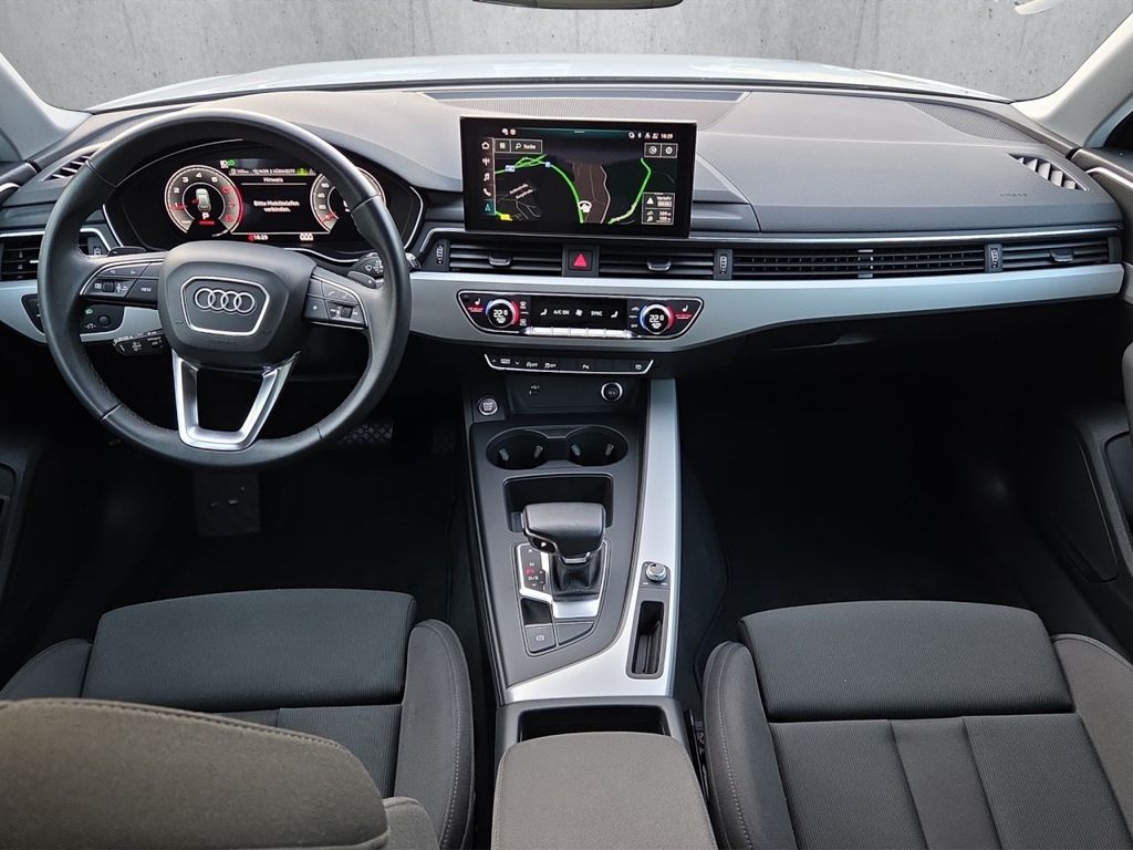 Audi A4 2023