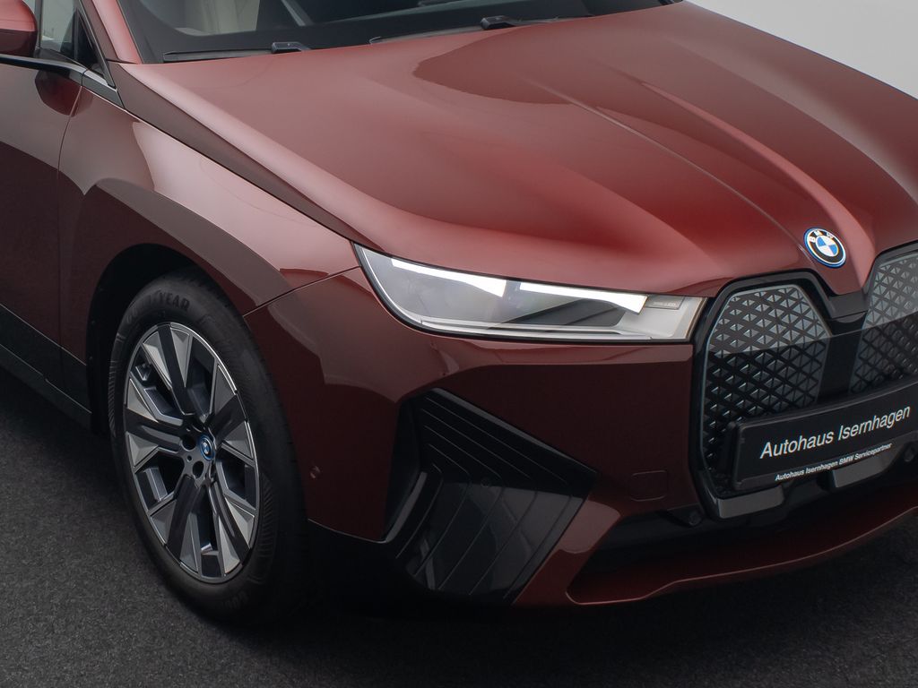 BMW iX 2023