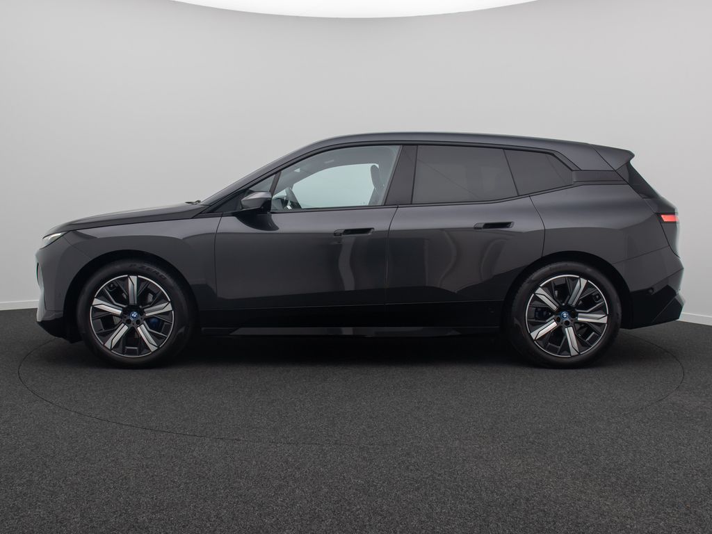 BMW iX 2022