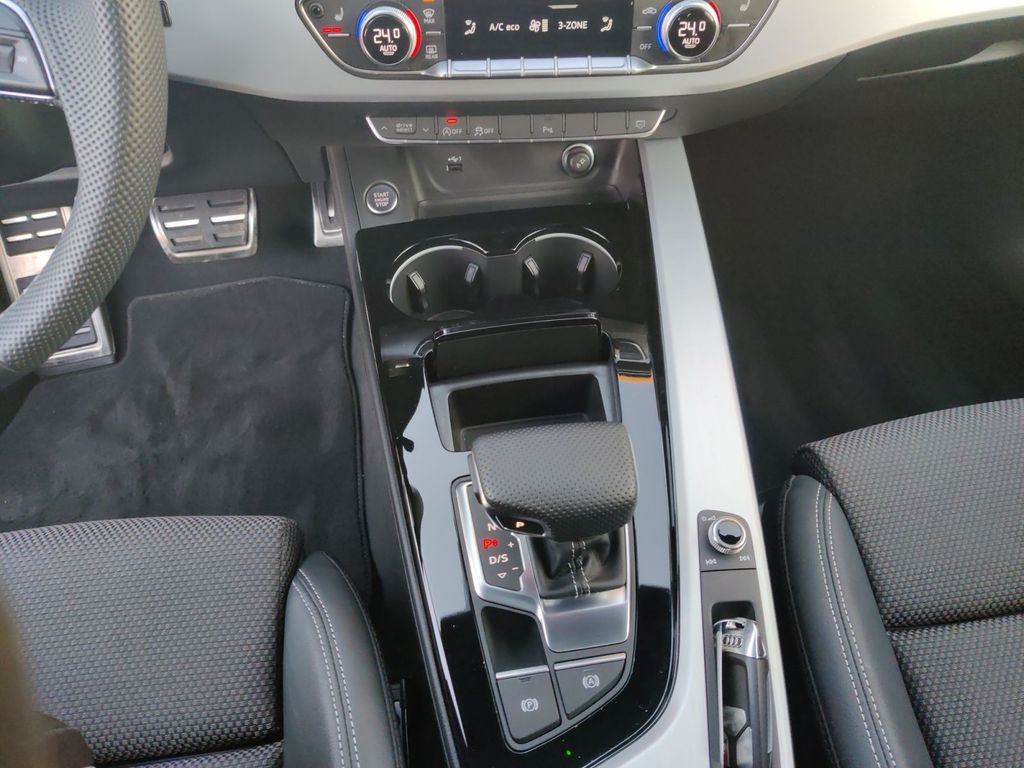 Audi A4 2024
