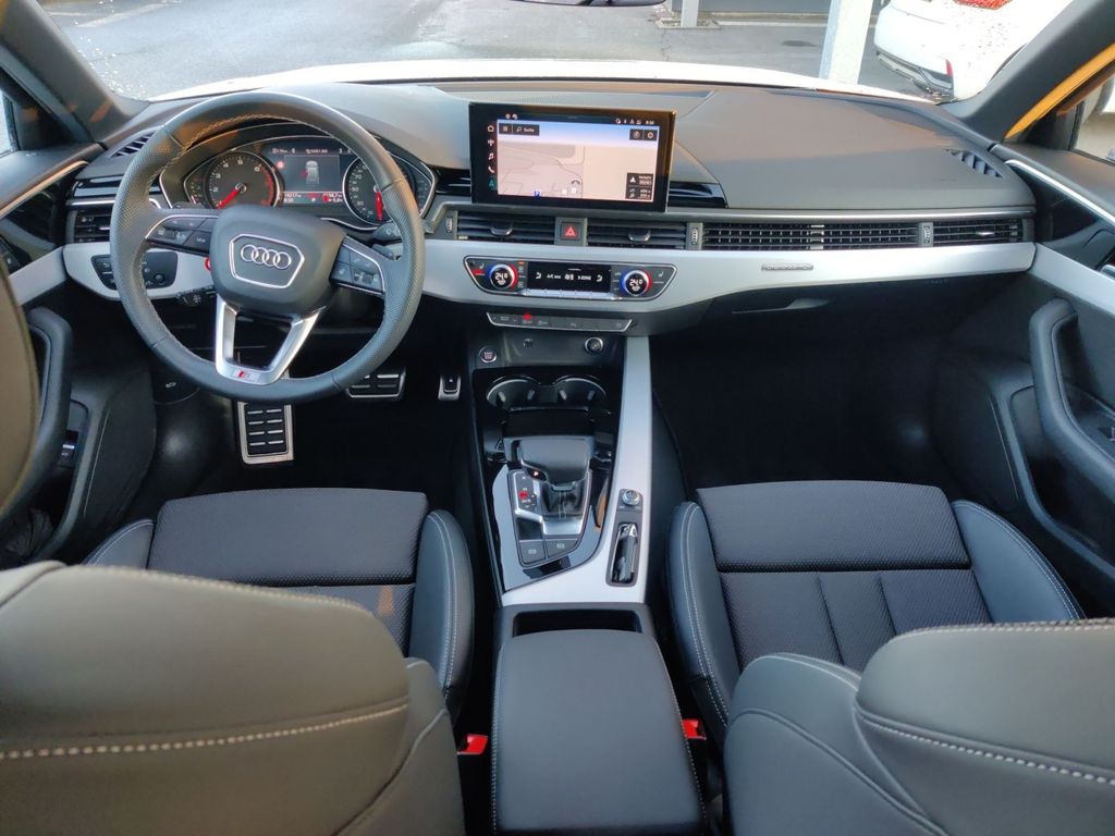 Audi A4 2024