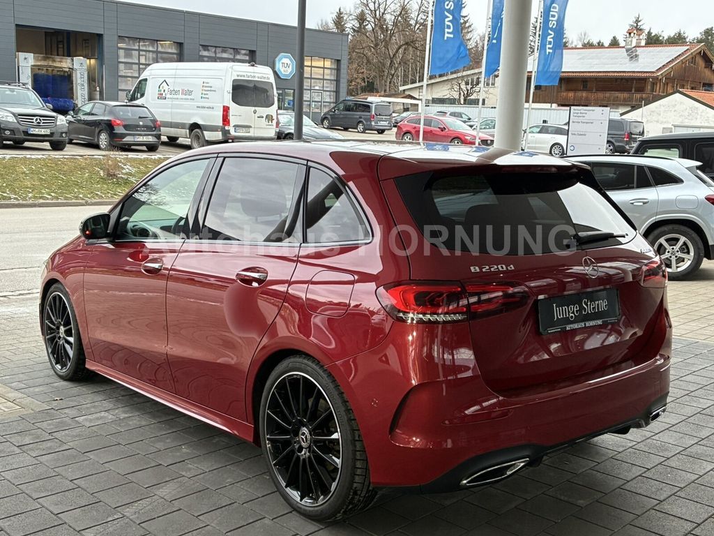 Mercedes-Benz B 220 2022